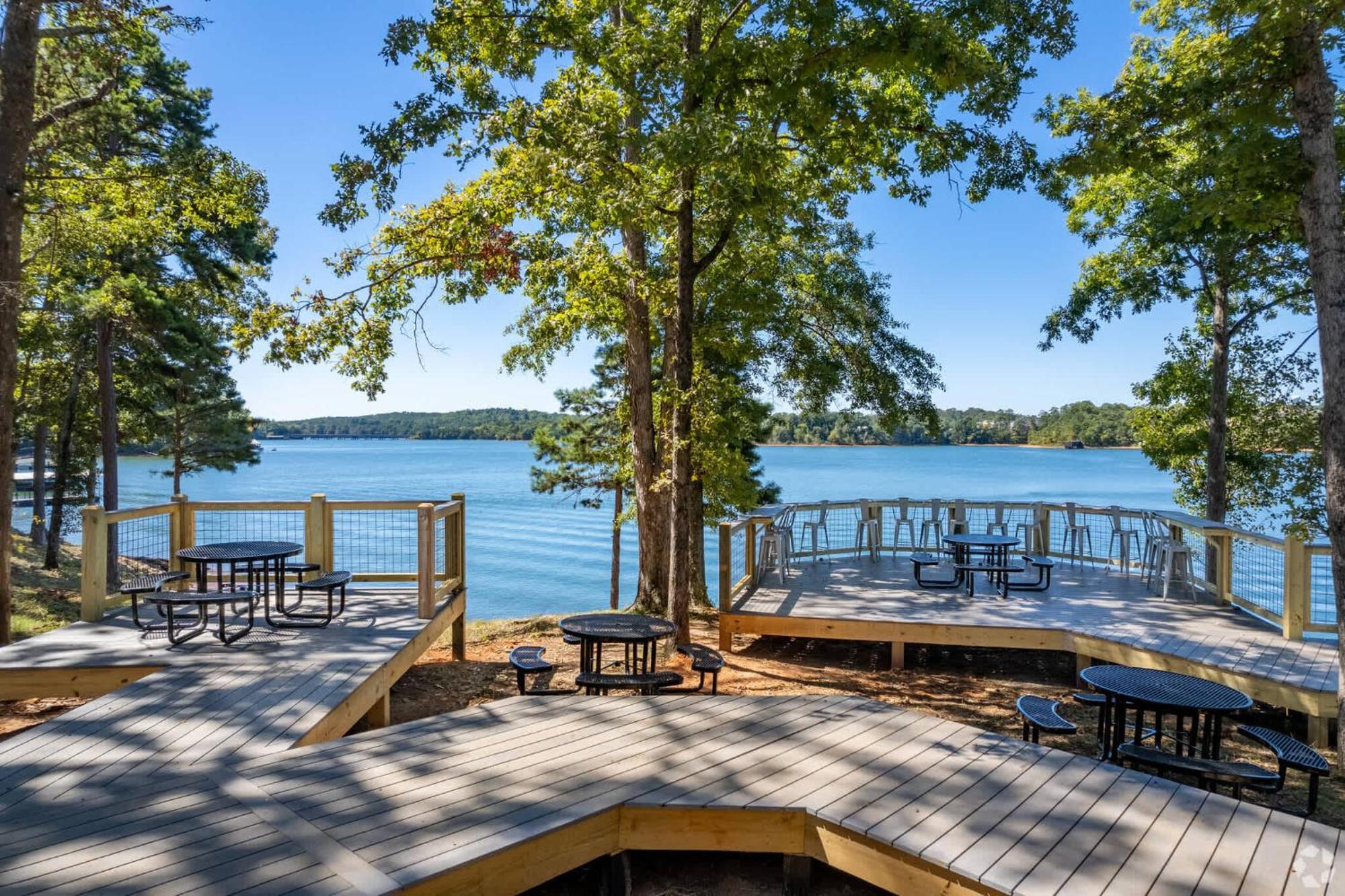 Dockside On Lake Hartwell Near Death Valley Clemson Exterior photo